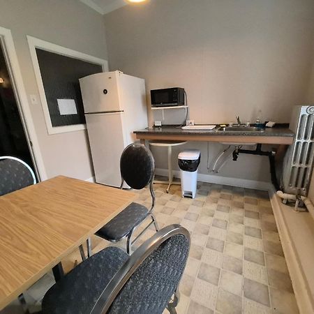 Auberge Du Couvent Saint-Casimir Екстериор снимка
