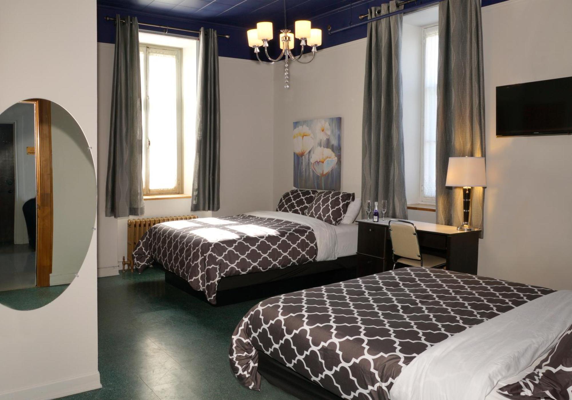 Auberge Du Couvent Saint-Casimir Екстериор снимка