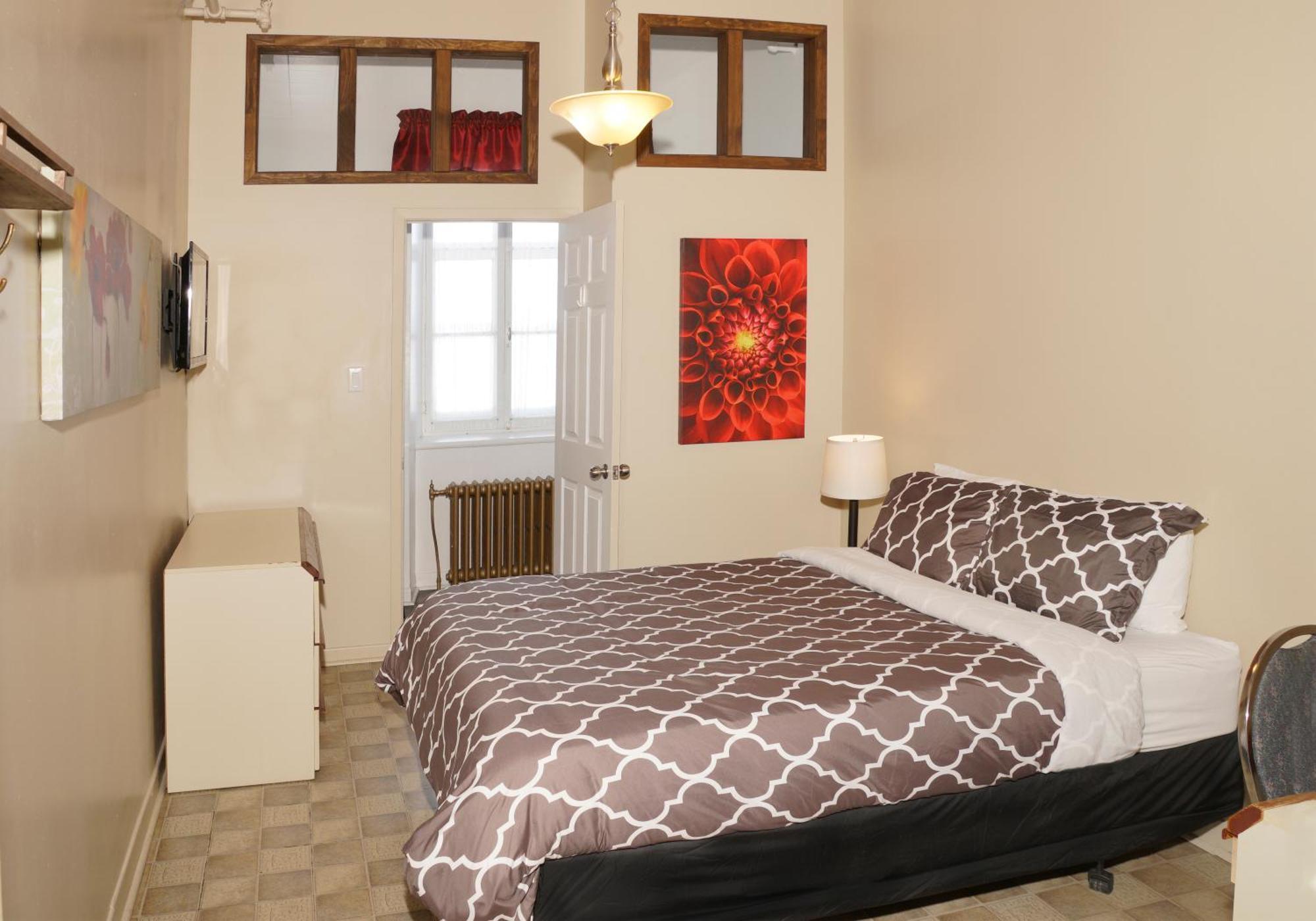 Auberge Du Couvent Saint-Casimir Екстериор снимка