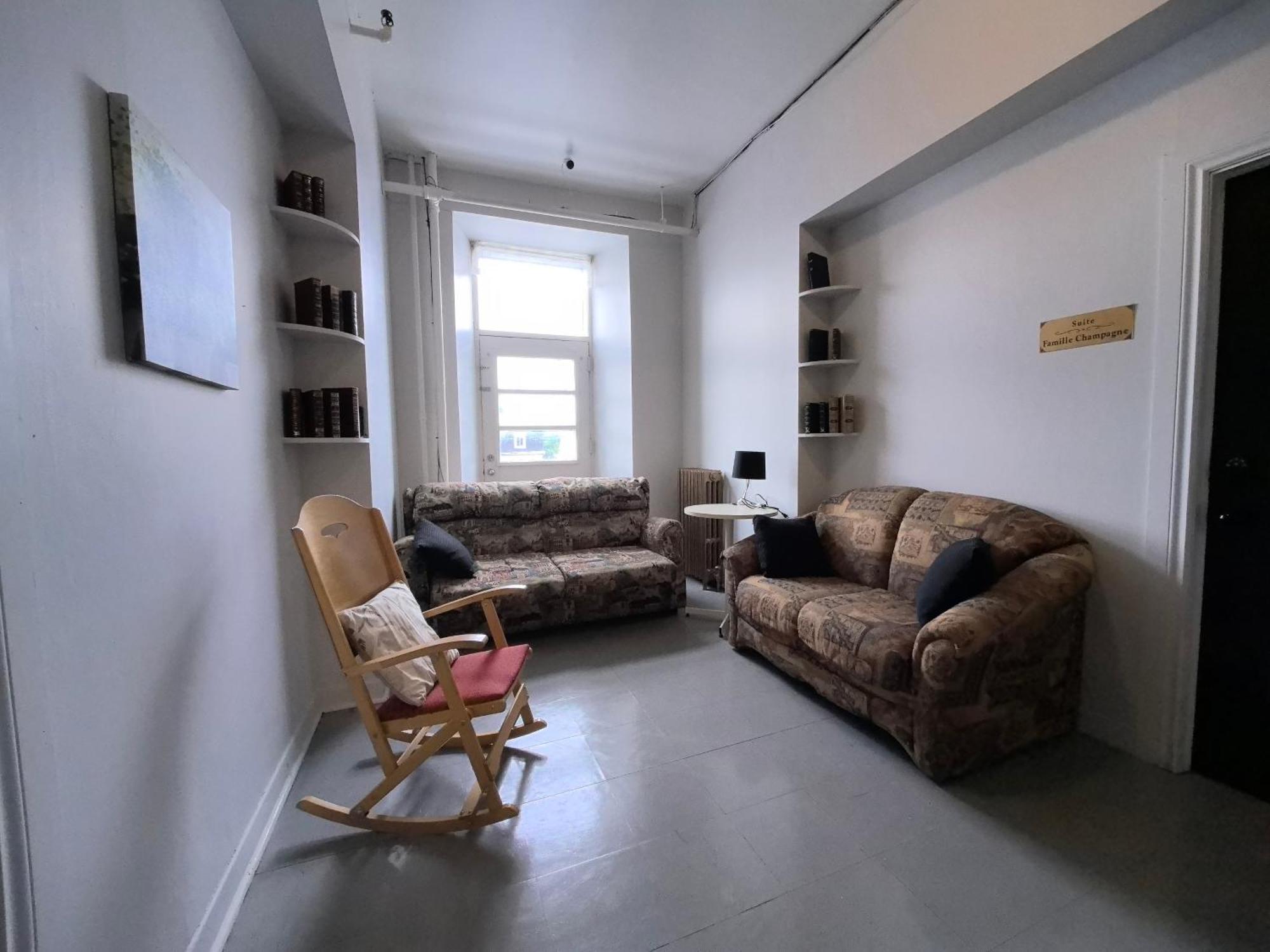 Auberge Du Couvent Saint-Casimir Екстериор снимка